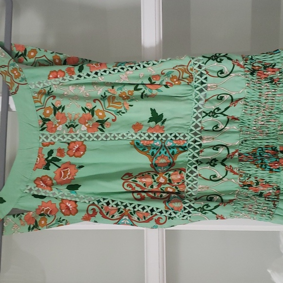 Maxi dress with slit - Picture 3 of 6